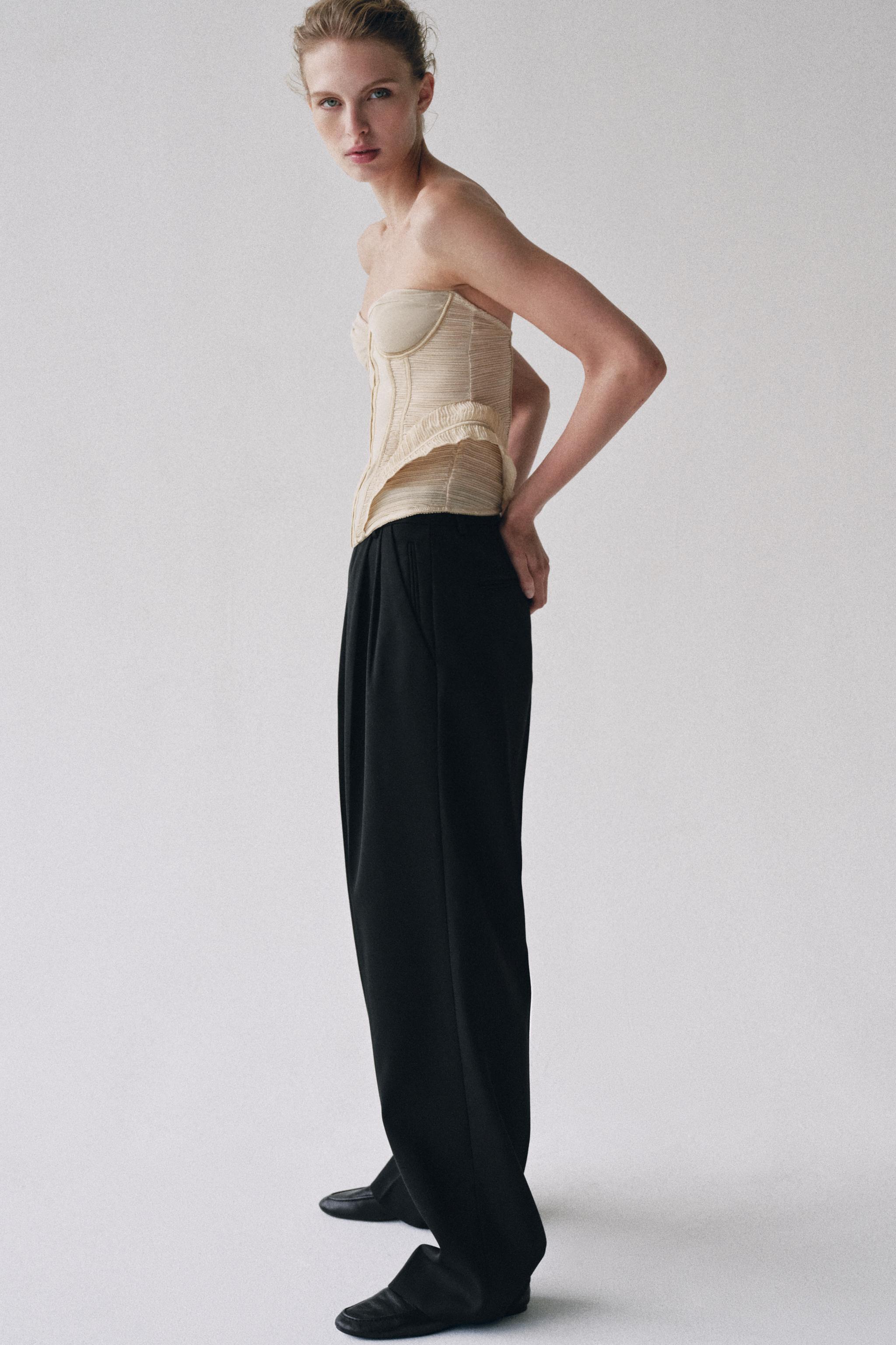 TEXTURED MIXED-FABRIC CORSET